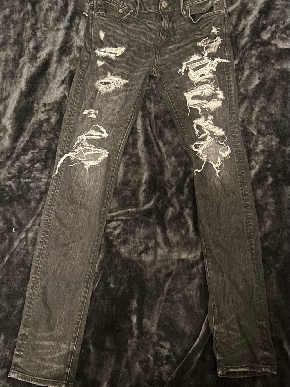 Mens 33x32 American Eagle Slim Ripped Jeans